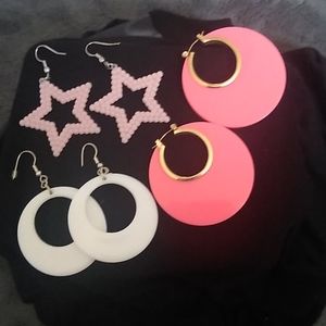 3 pairs of earings